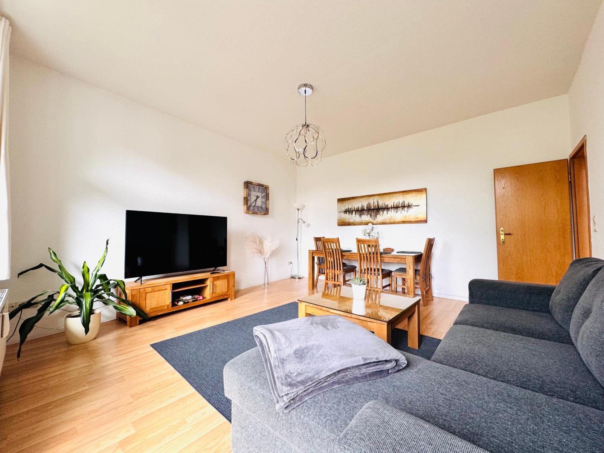 Attraktive Wohnung Im Schoenen Hinterhof 슈베린 외부 사진