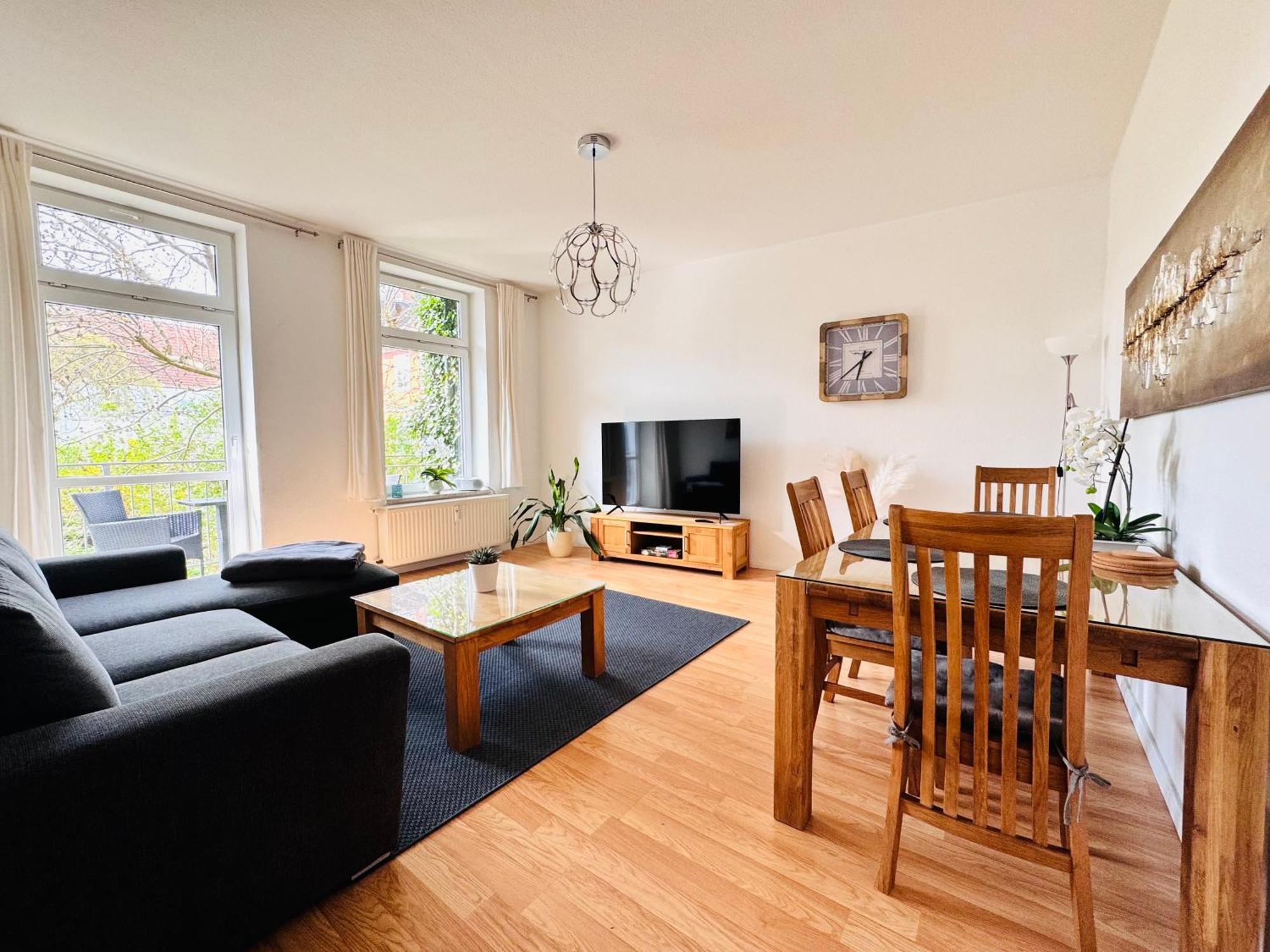 Attraktive Wohnung Im Schoenen Hinterhof 슈베린 외부 사진