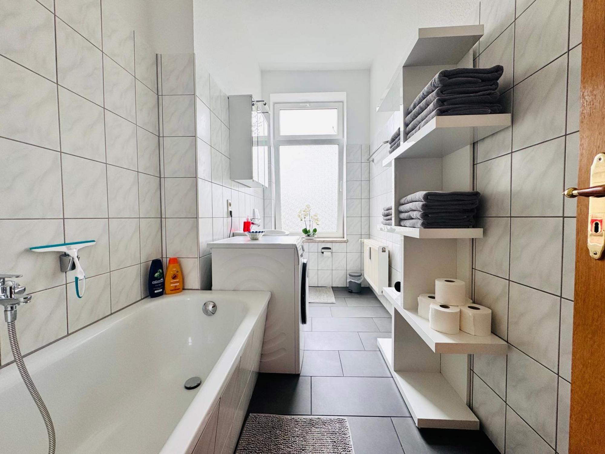 Attraktive Wohnung Im Schoenen Hinterhof 슈베린 외부 사진
